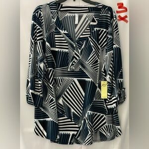 Perseption Abstract Black and White Blouse